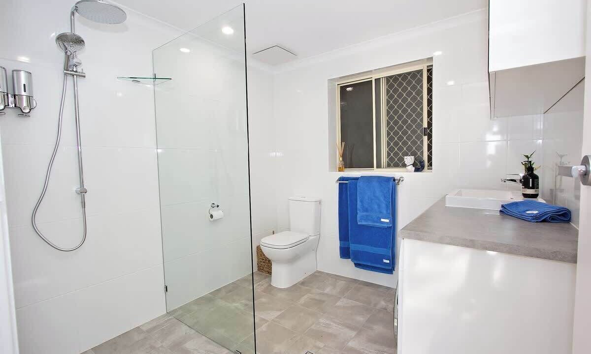 Photo of Bathroom in Semaphore