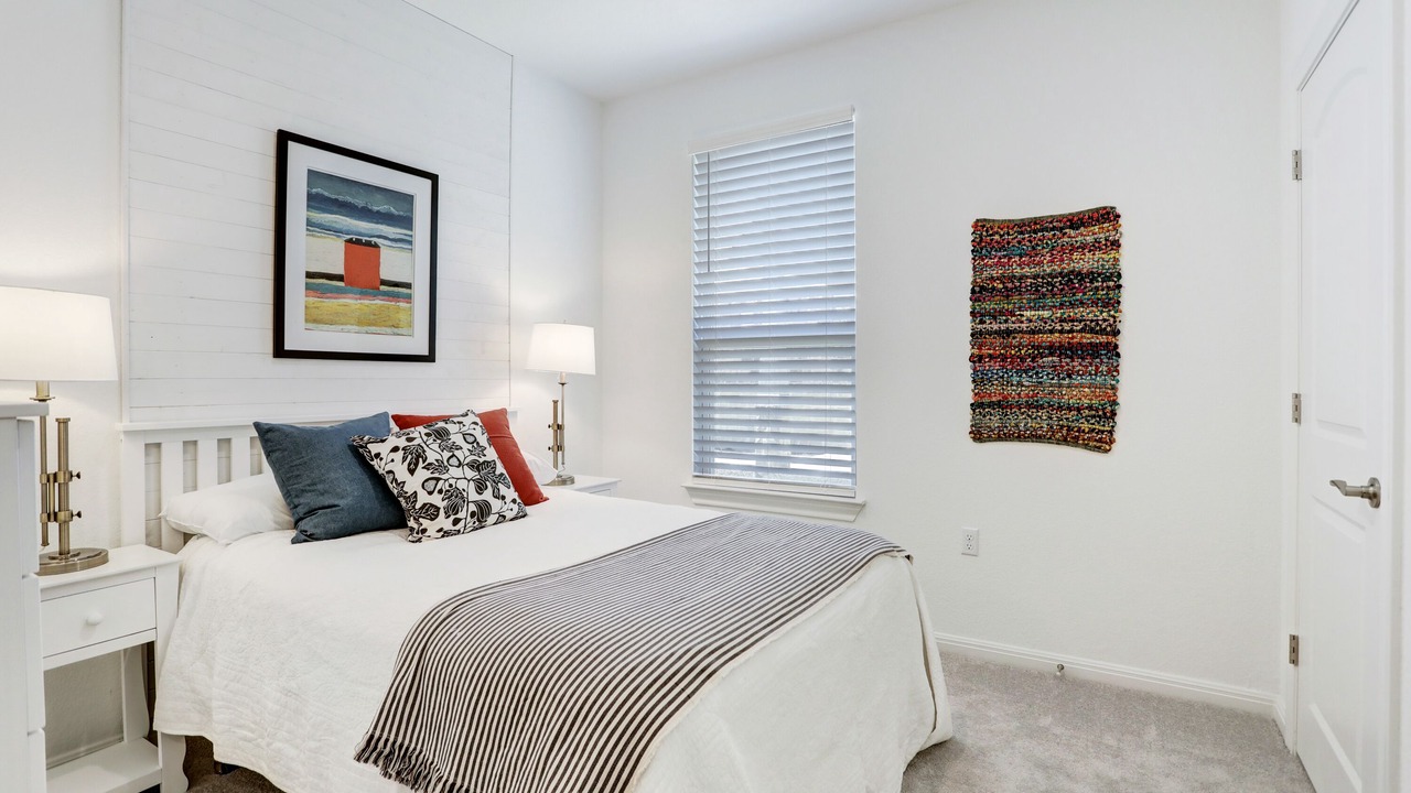 Photo of Bedroom in Weir
