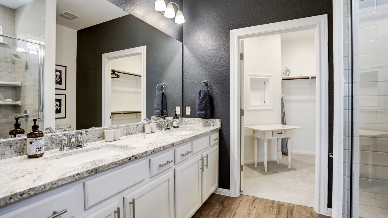 Photo of Bathroom in Weir