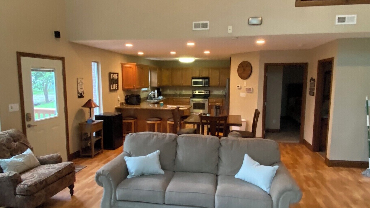 Photo of Bedroom in Andersonville