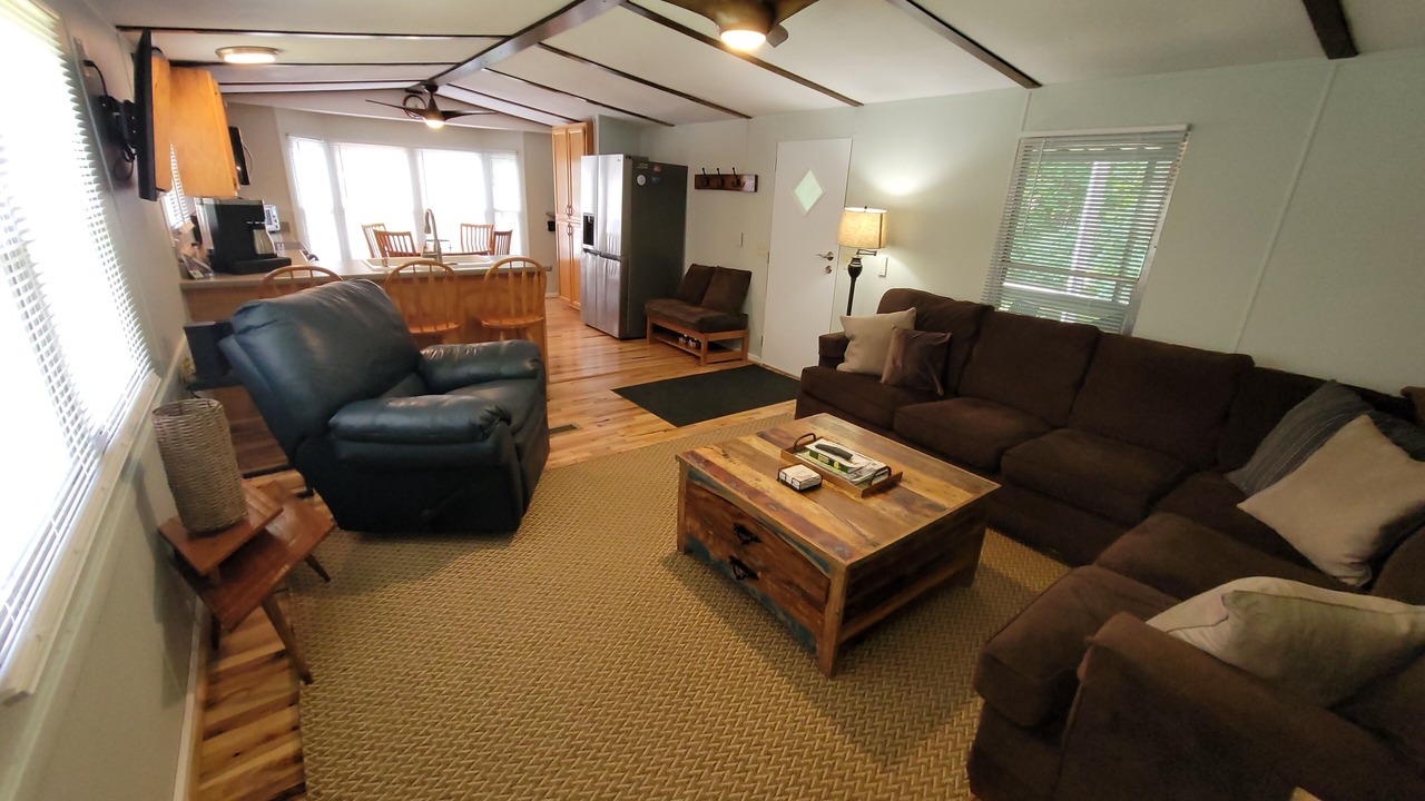 Photo of Livingroom in Skyland
