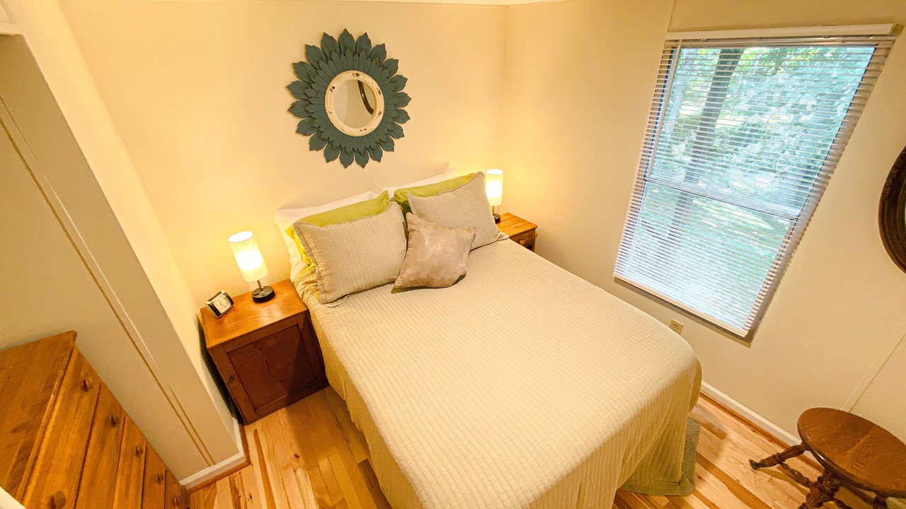 Photo of Bedroom in Skyland