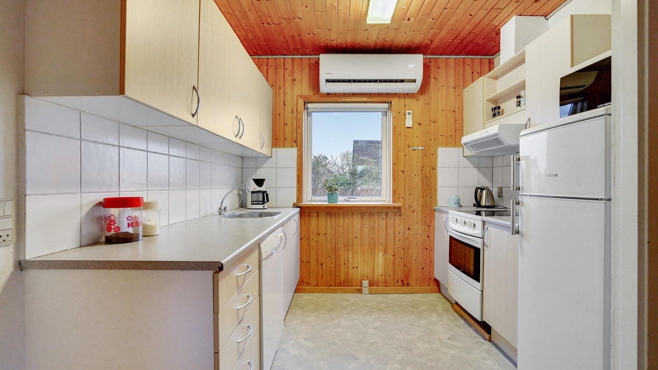 Photo of Others in Vrist Strand