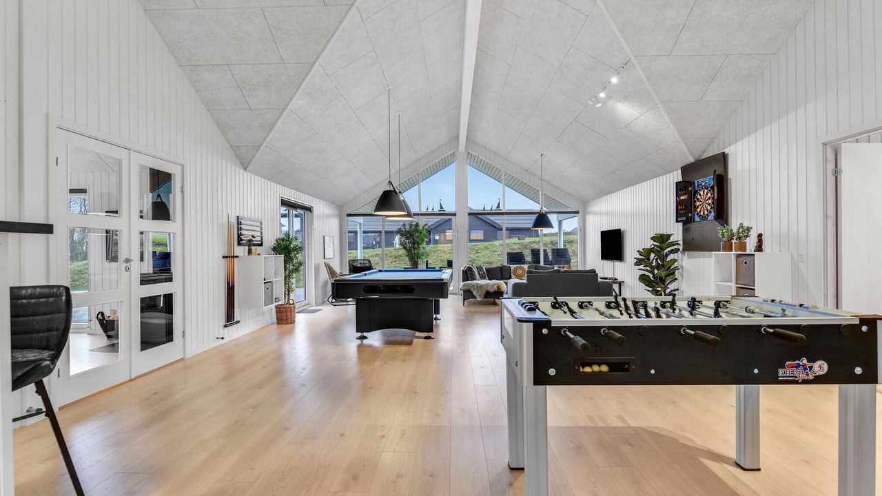 Photo of Others in Mommark Strand