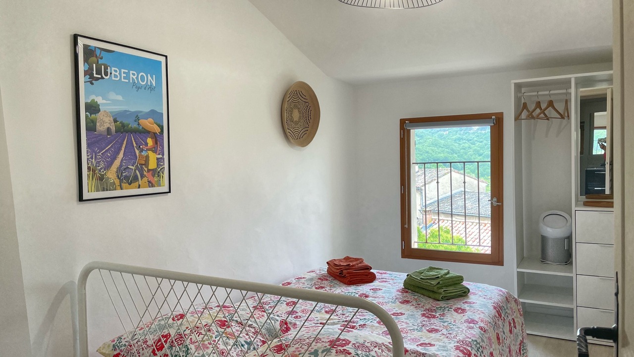 Photo of Bedroom in Saignon