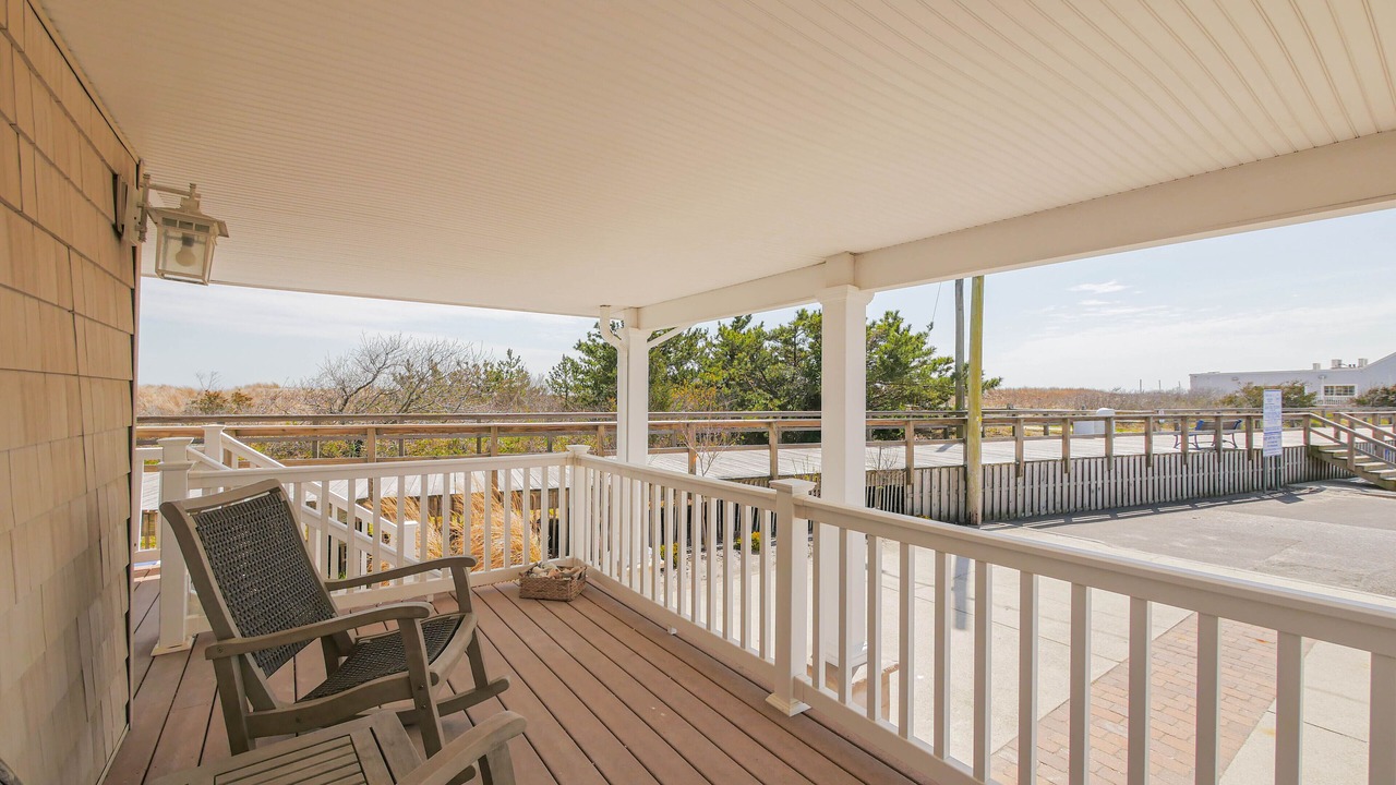 Photo of Patio Balcony in Avalon