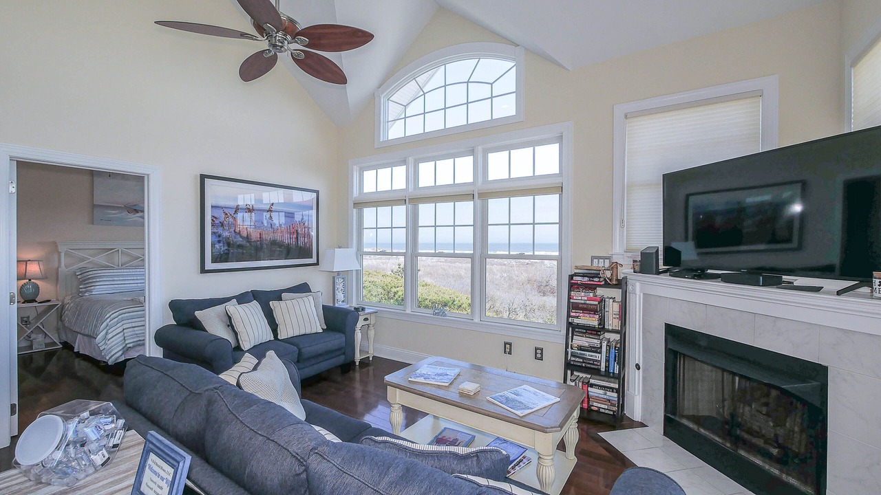 Photo of Livingroom in Avalon