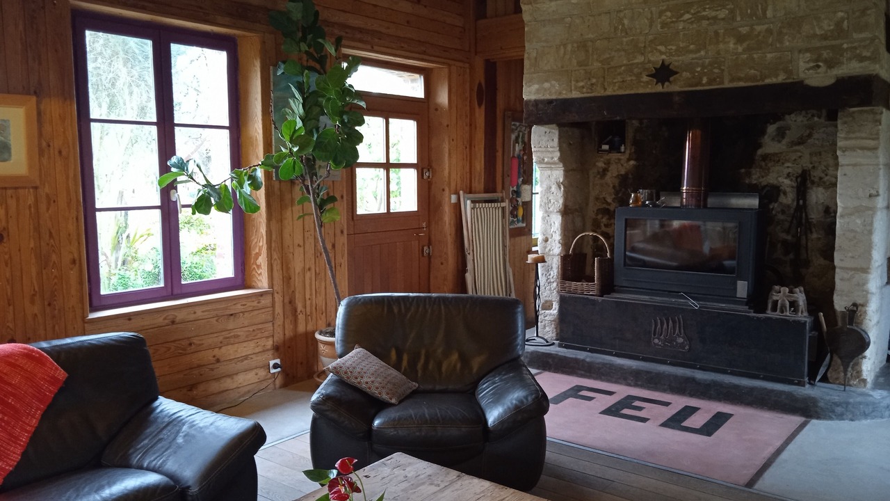 Photo of Livingroom in Bordeaux-Saint-Clair