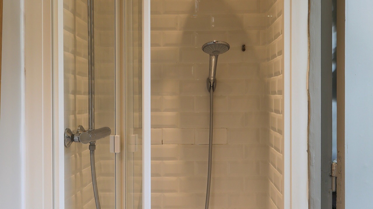 Photo of Bathroom in Saint-Paterne-Racan