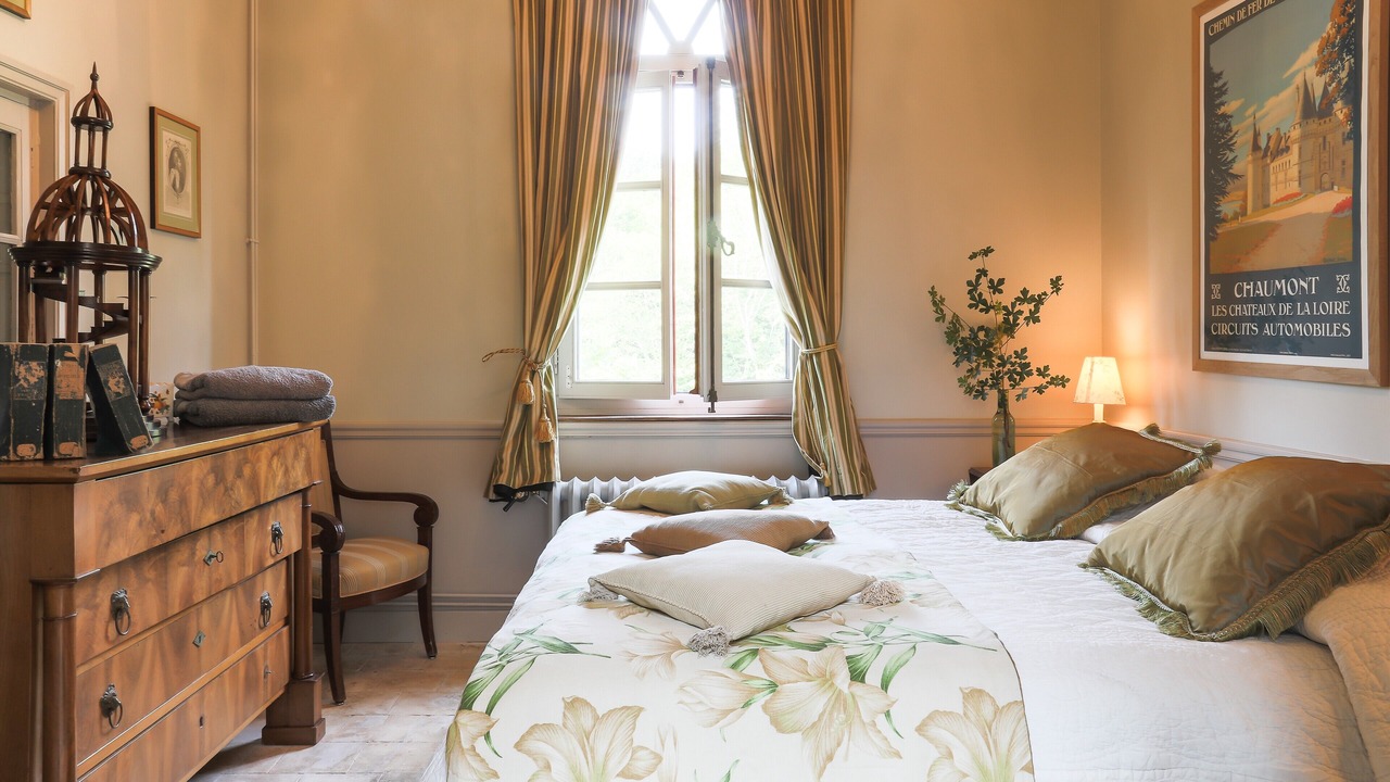 Photo of Bedroom in Saint-Paterne-Racan