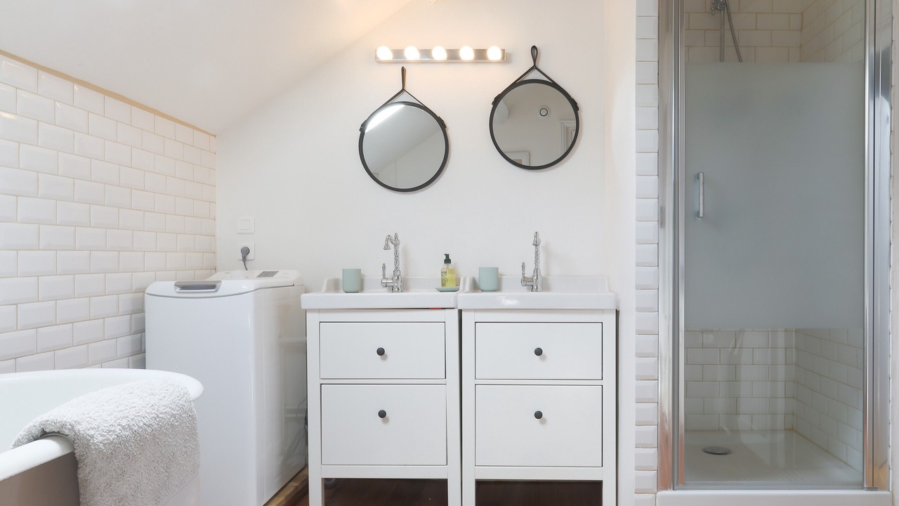 Photo of Bathroom in Saint-Paterne-Racan