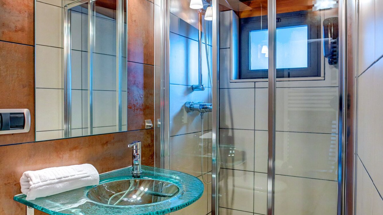 Photo of Bathroom in Encamp
