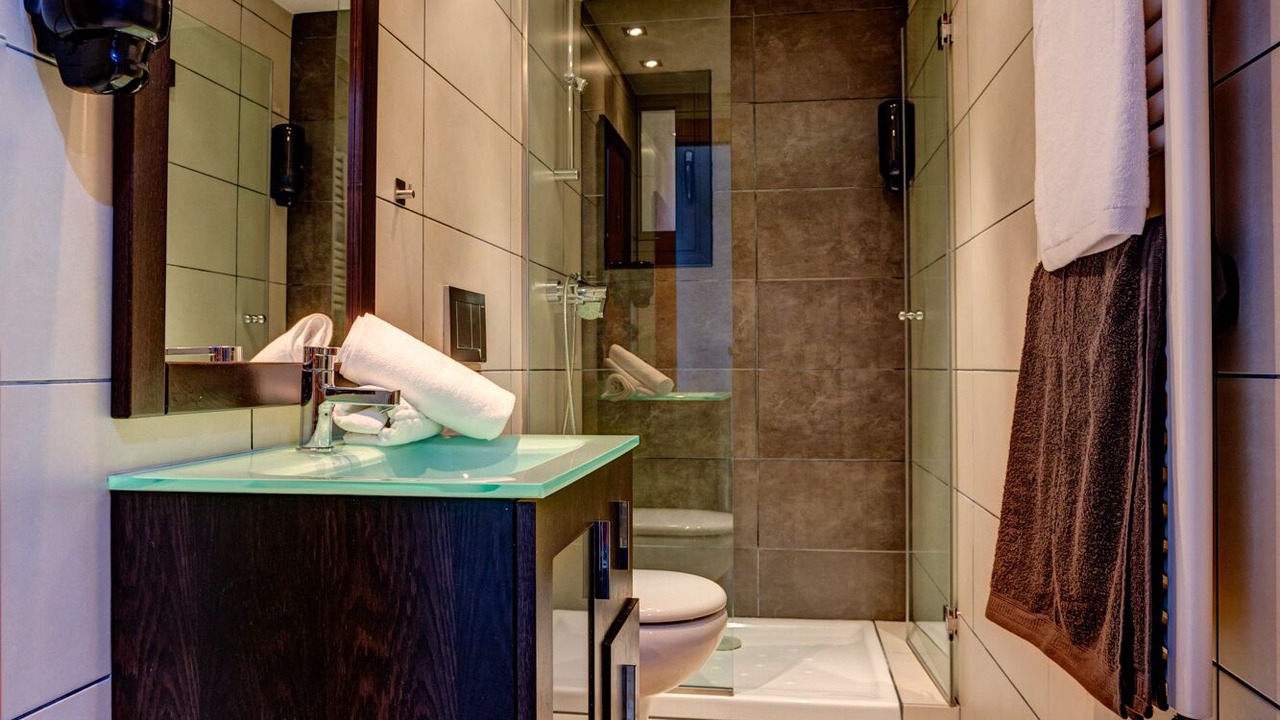 Photo of Bathroom in Encamp