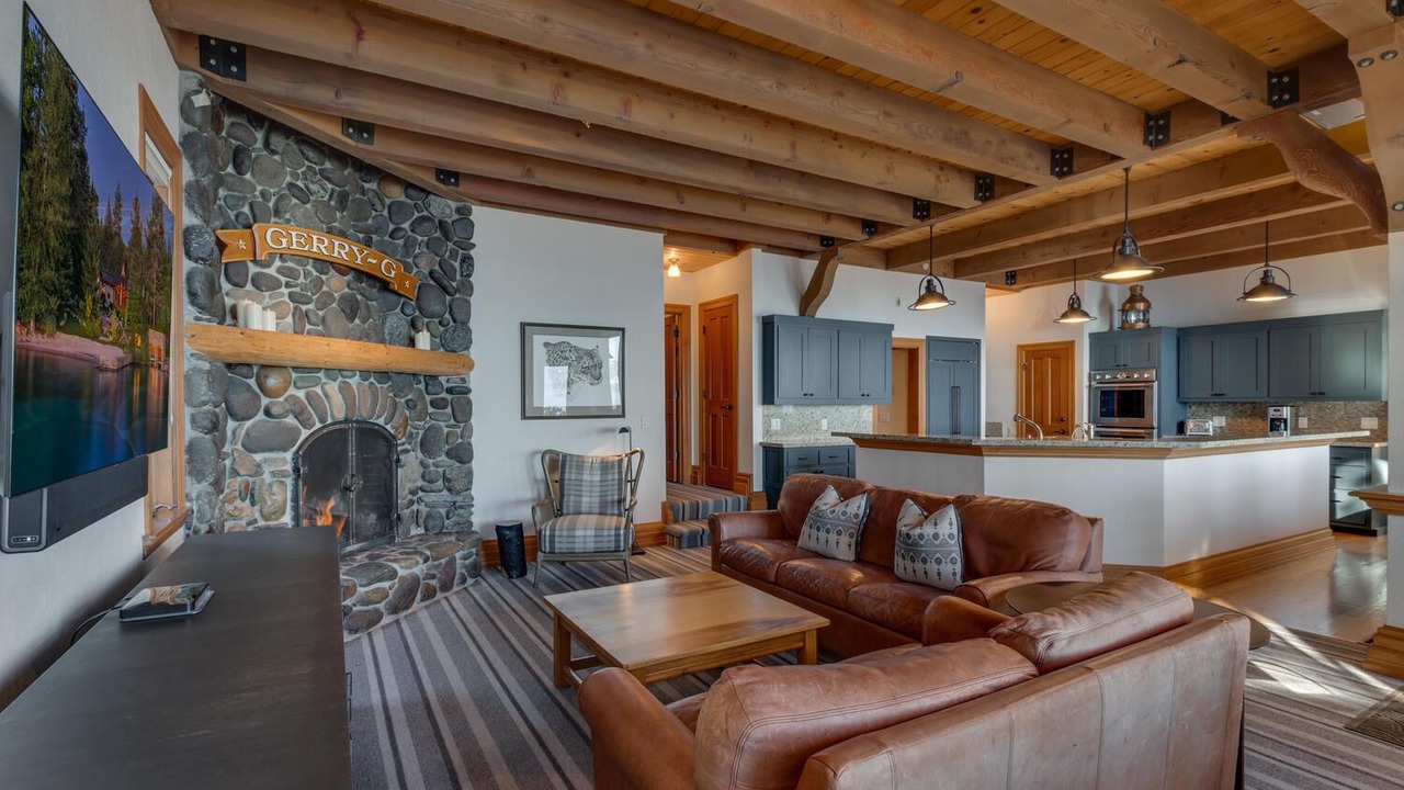 Photo of Livingroom in Lake Forest