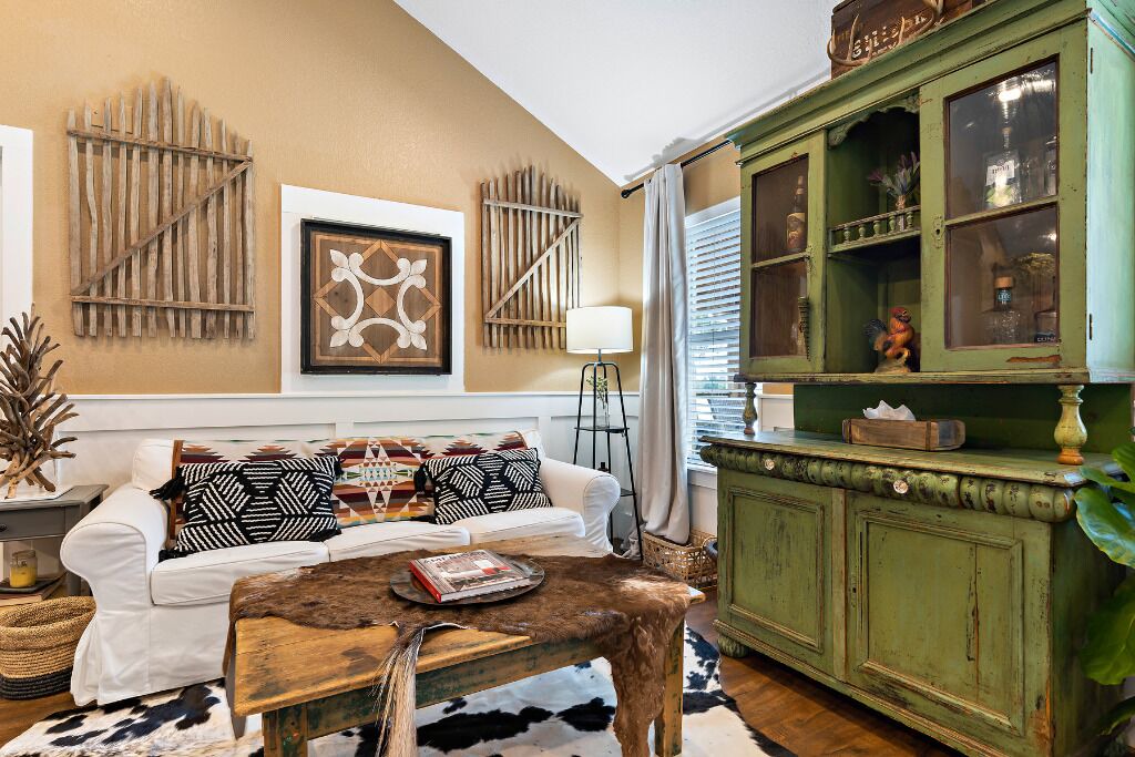 Photo of Livingroom in Brandon