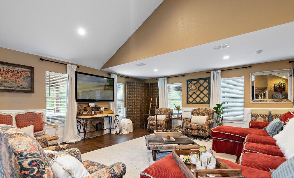 Photo of Livingroom in Brandon