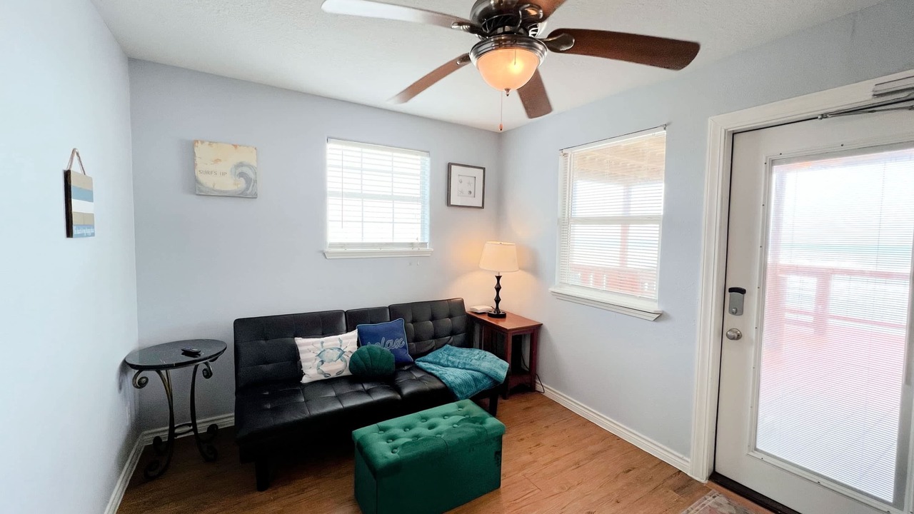 Photo of Livingroom in Surfside Beach