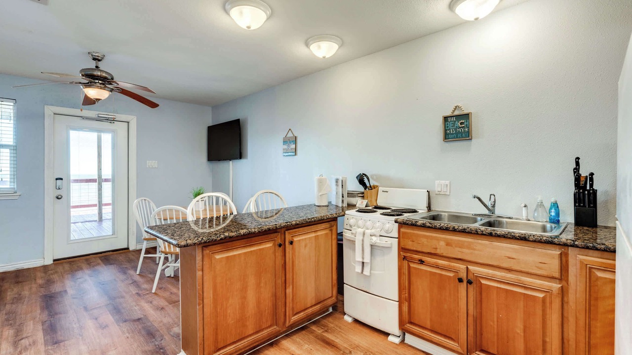 Photo of Kitchen in Surfside Beach