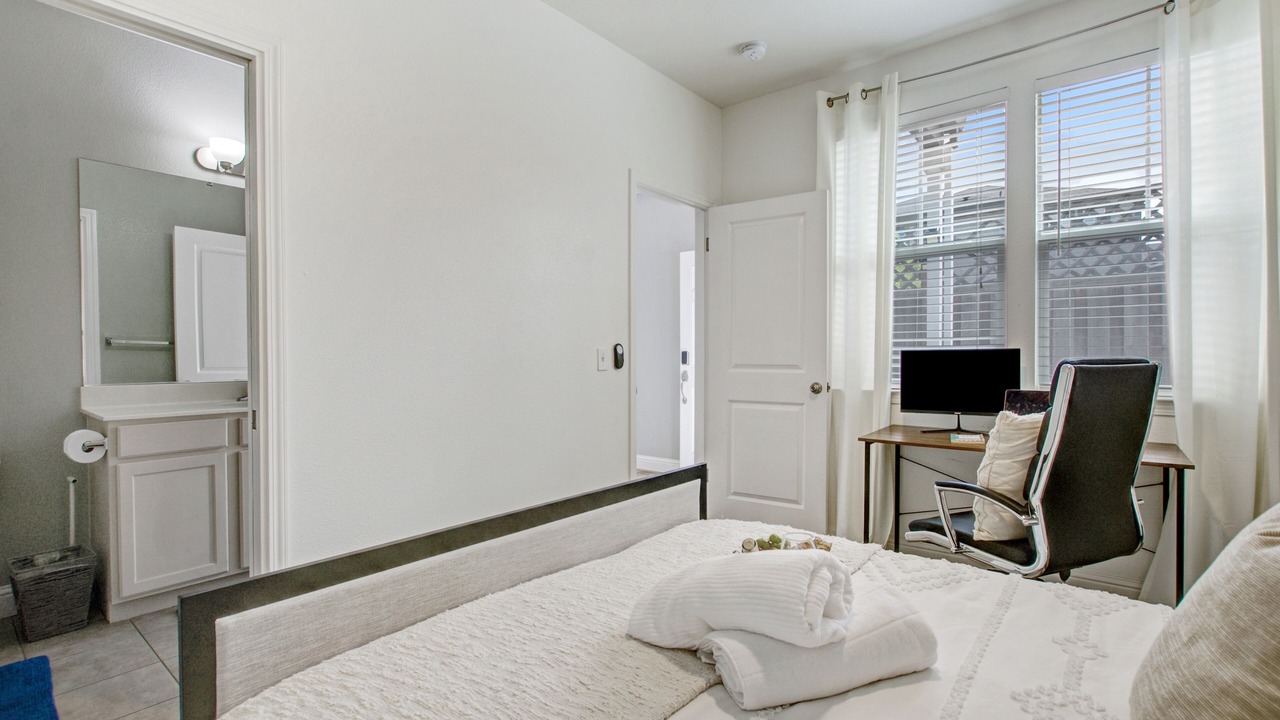 Photo of Bedroom in Santa Rosa