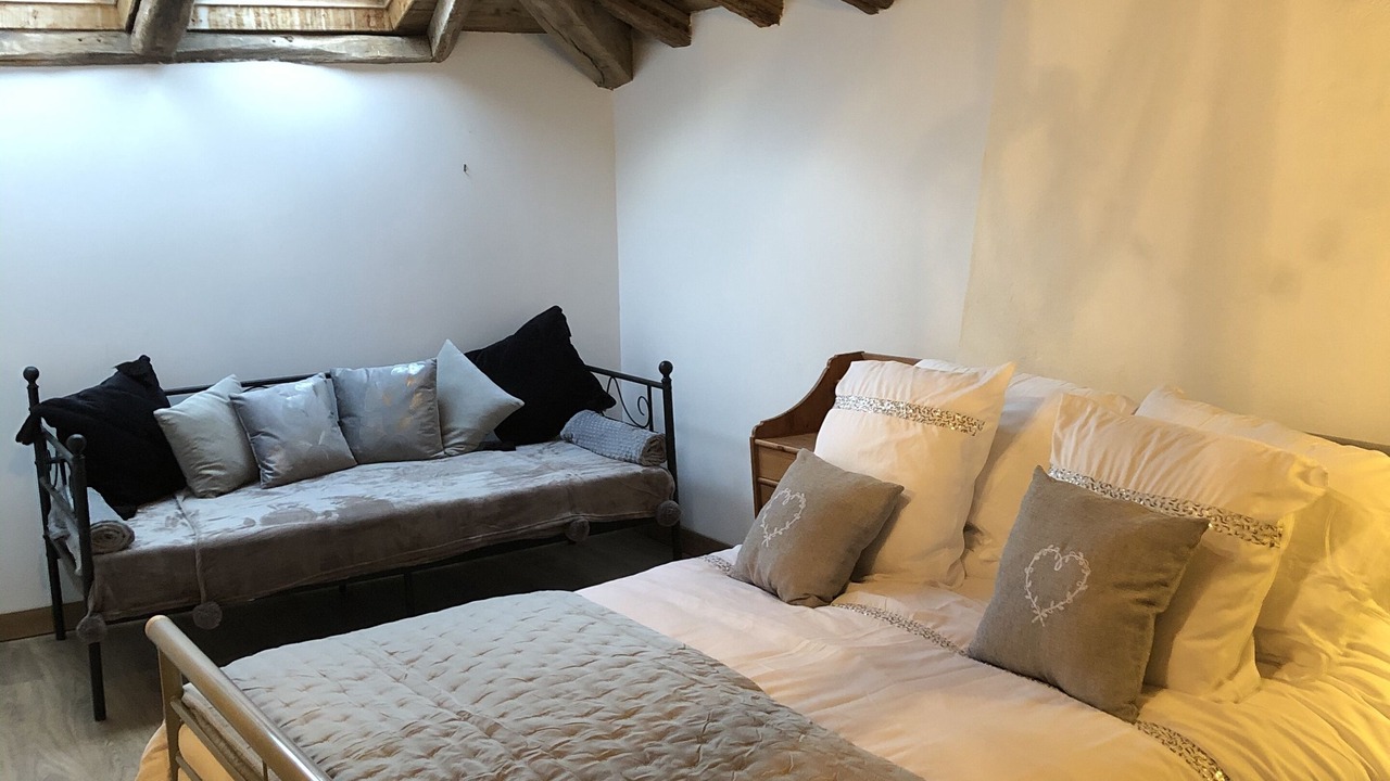 Photo of Bedroom in Oradour-Fanais