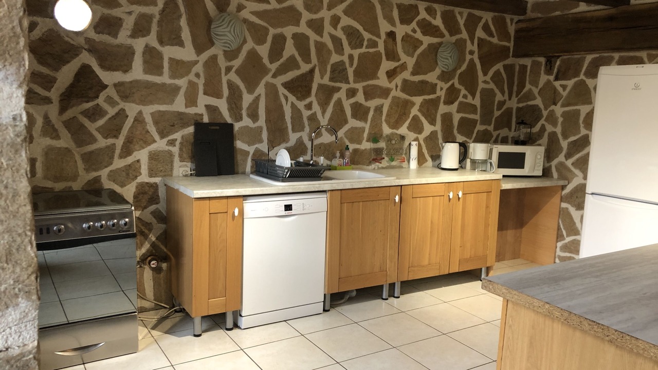 Photo of Kitchen in Oradour-Fanais