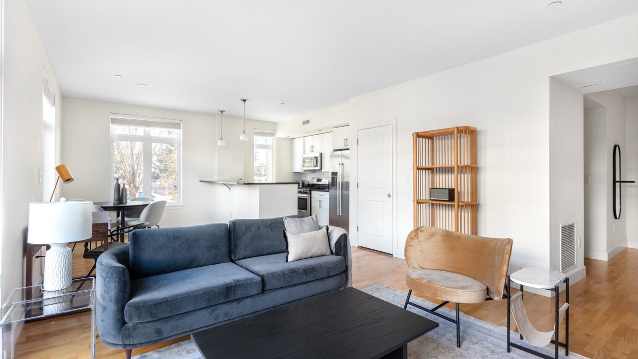 Photo of Livingroom in North Cambridge