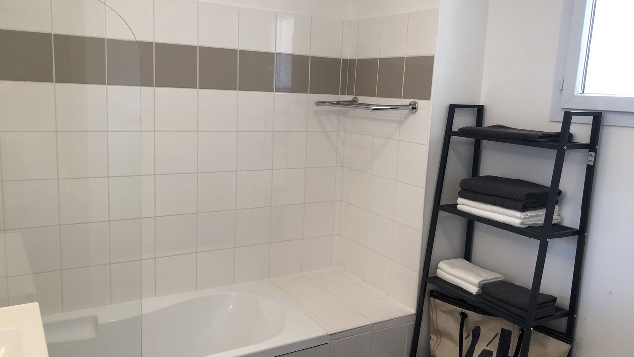 Photo of Bathroom in Parentis-en-Born