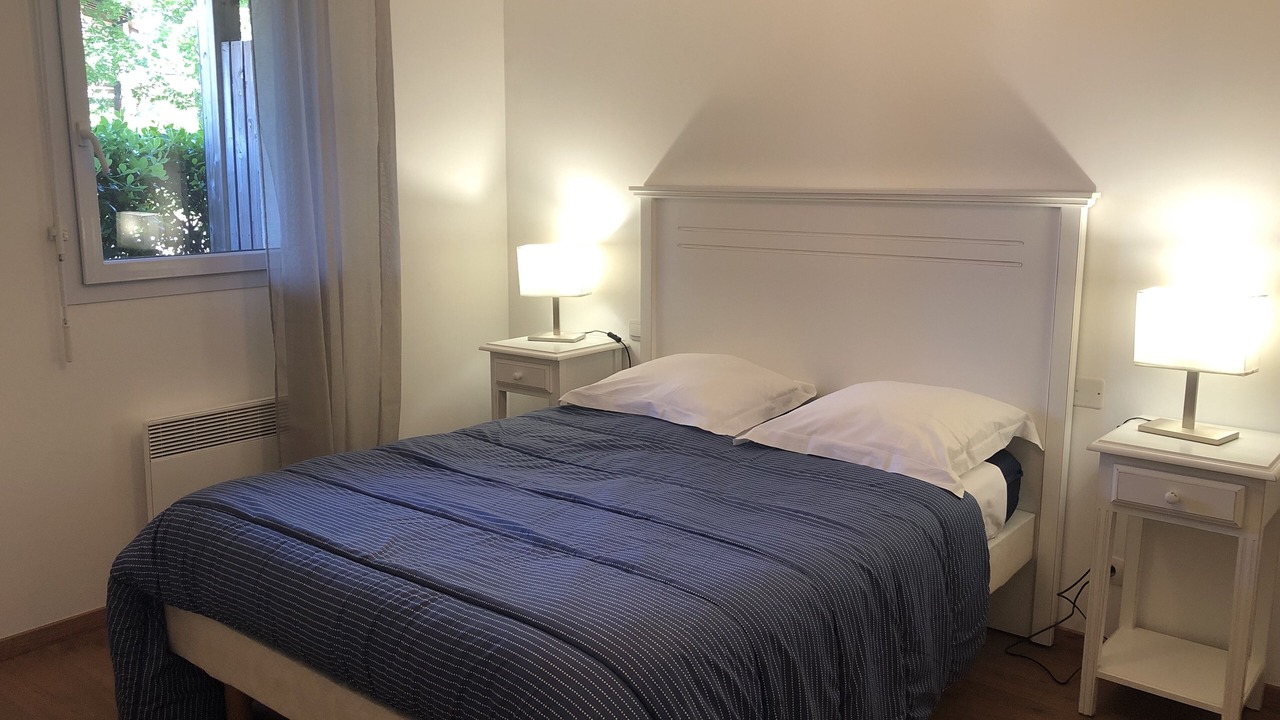 Photo of Bedroom in Parentis-en-Born
