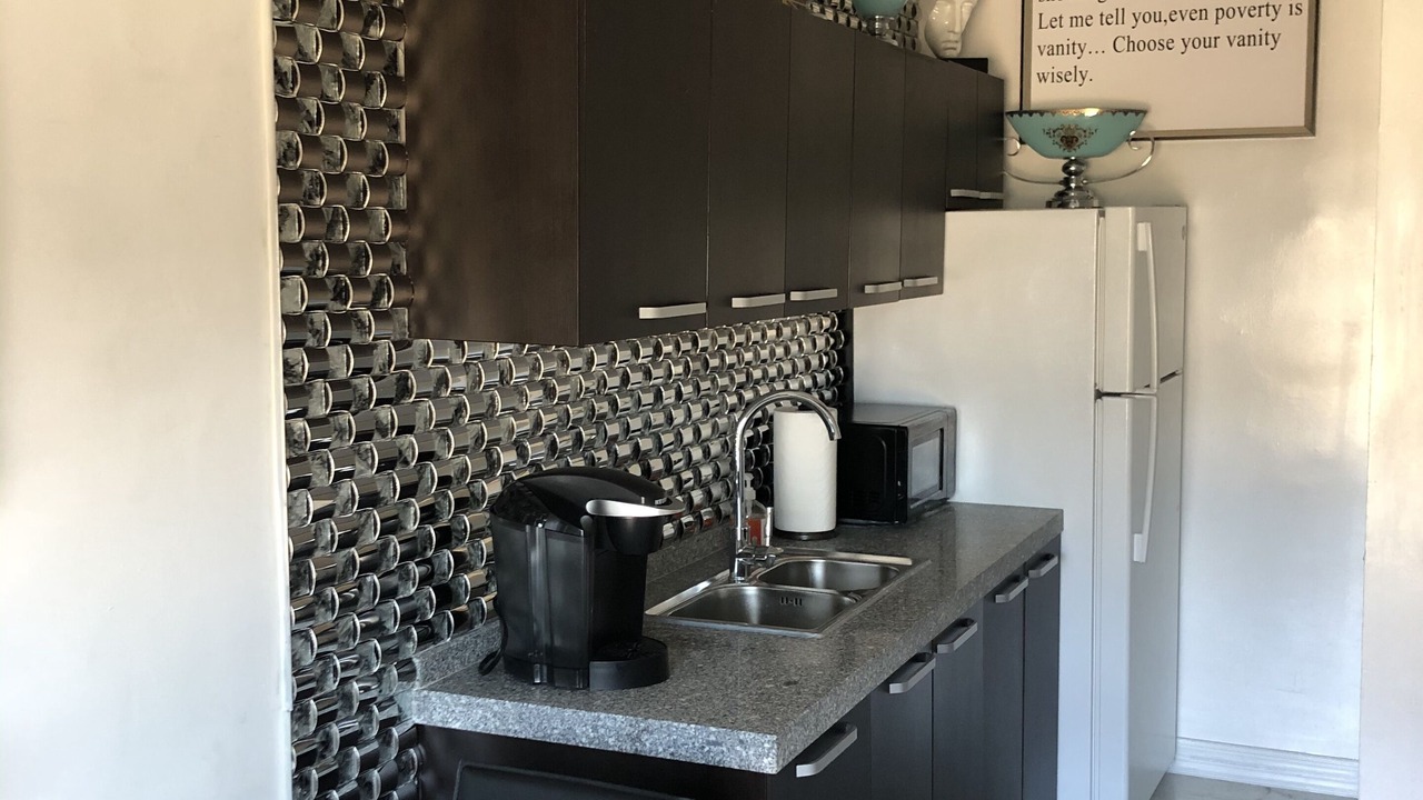Photo of Kitchen in Wilshire Center