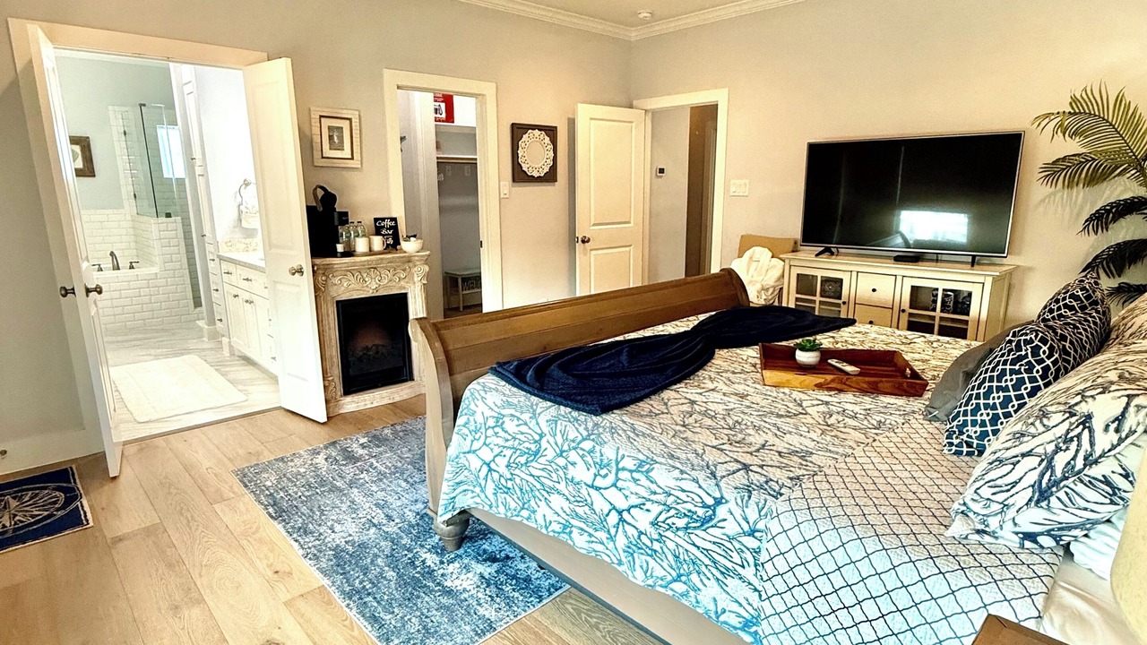 Photo of Bedroom in Beachside Village