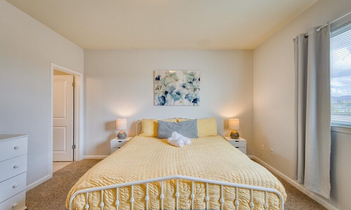 Photo of Bedroom in Santa Rosa