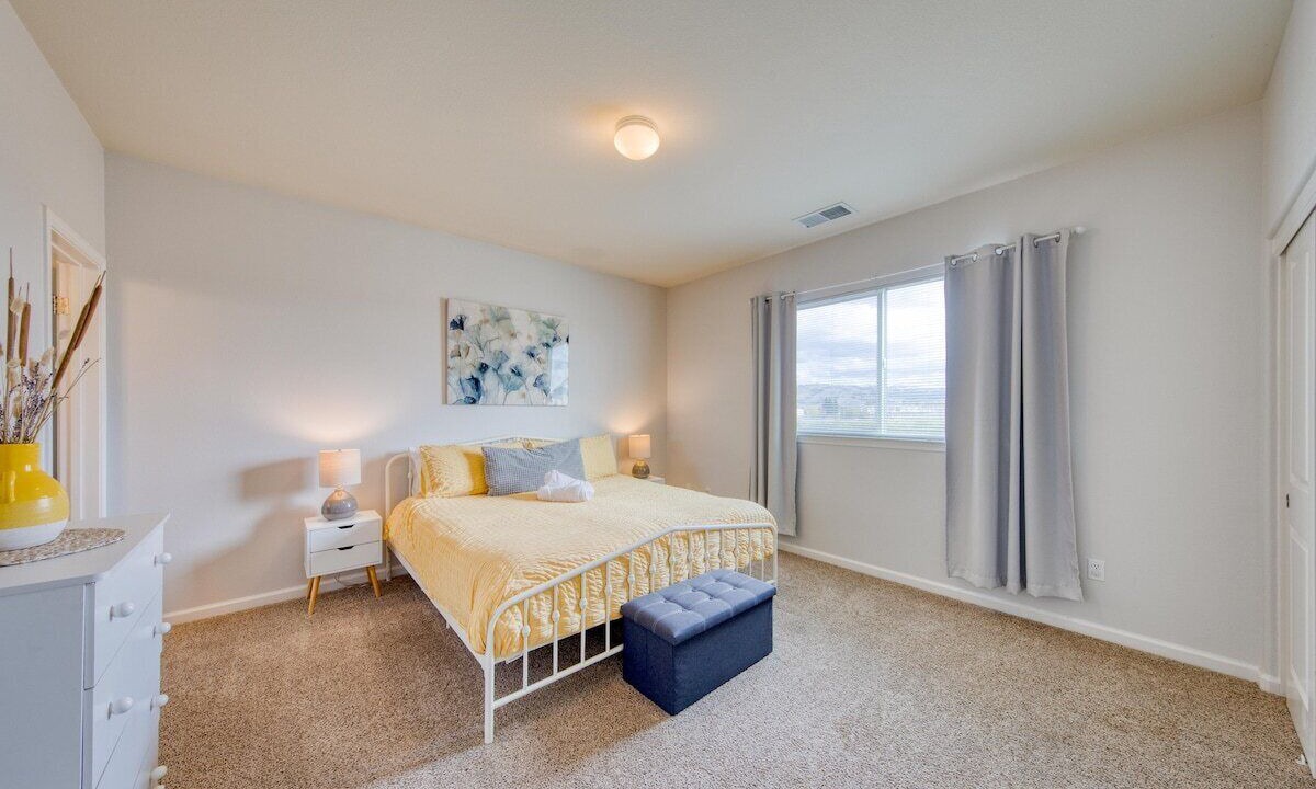 Photo of Bedroom in Santa Rosa