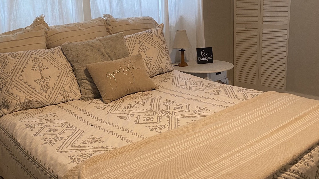 Photo of Bedroom in Sunny Shores