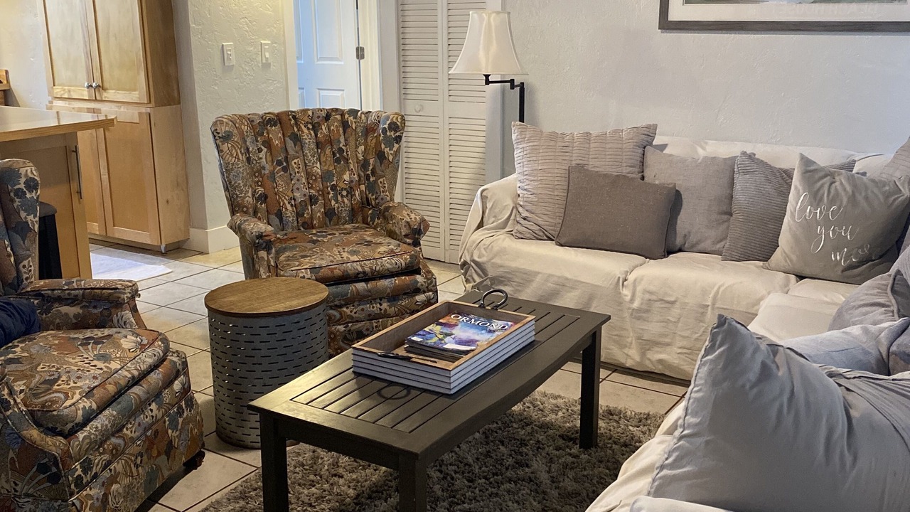 Photo of Livingroom in Sunny Shores