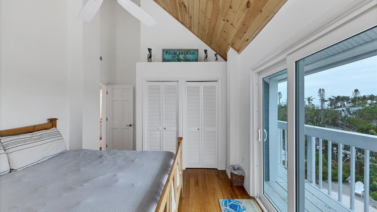 Photo of Bedroom in Palm Island