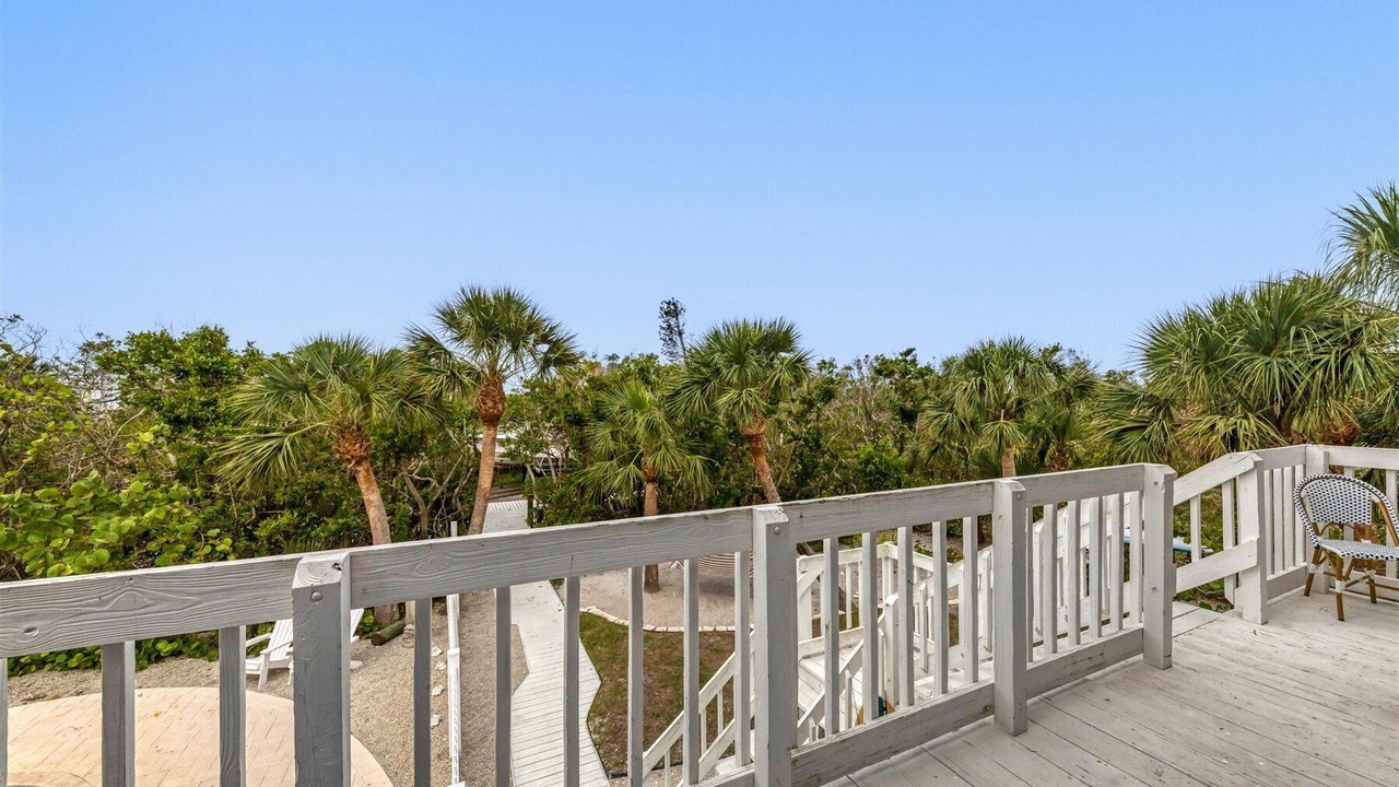Photo of Outdoor in Palm Island