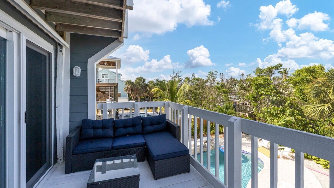 Photo of Patio Balcony in Palm Island