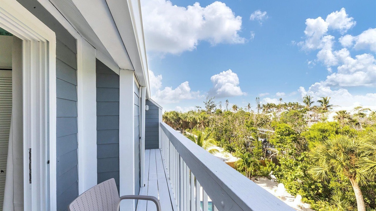 Photo of Outdoor in Palm Island