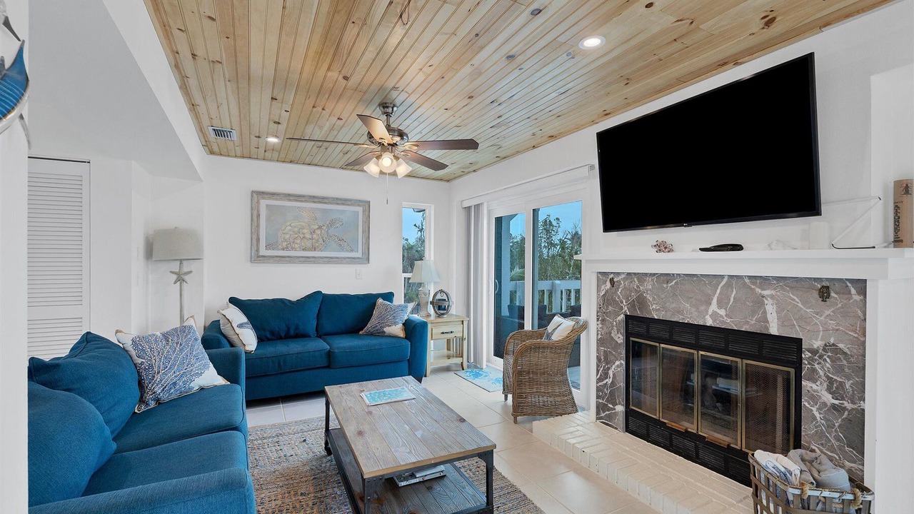 Photo of Livingroom in Palm Island