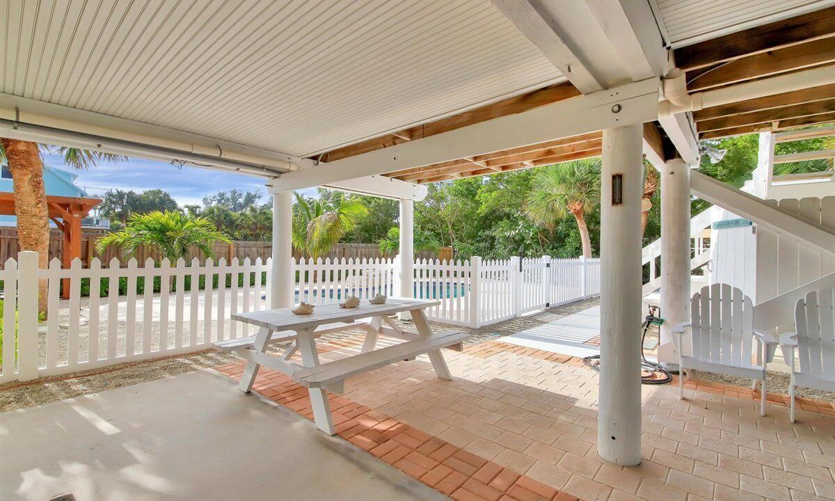 Photo of Outdoor in Palm Island