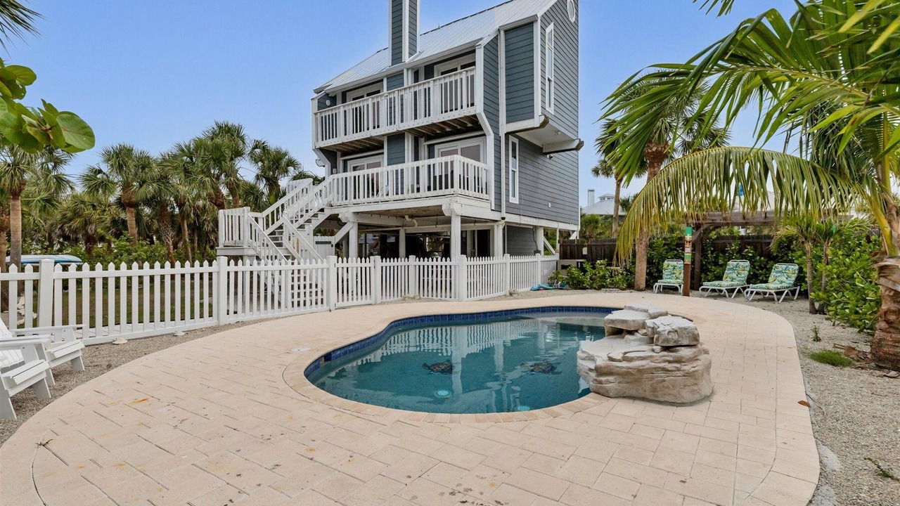 Photo of Outdoor in Palm Island