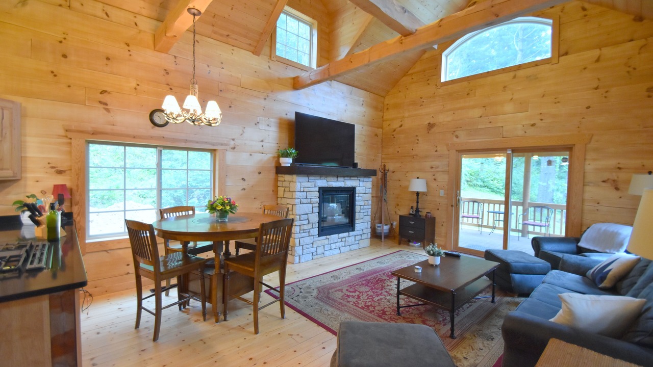 Photo of Livingroom in La Crosse