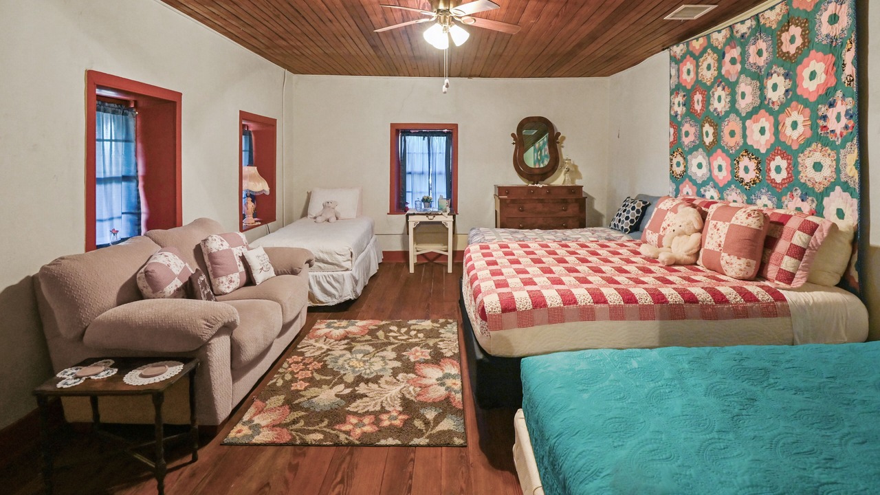 Photo of Bedroom in Llano