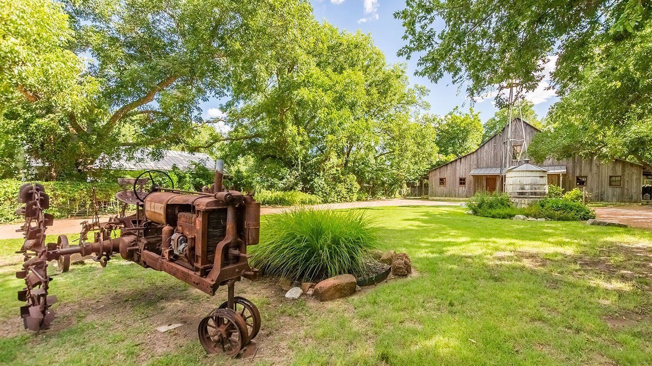 Photo of Others in Fredericksburg