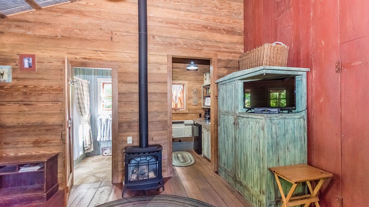 Photo of Livingroom in Fredericksburg