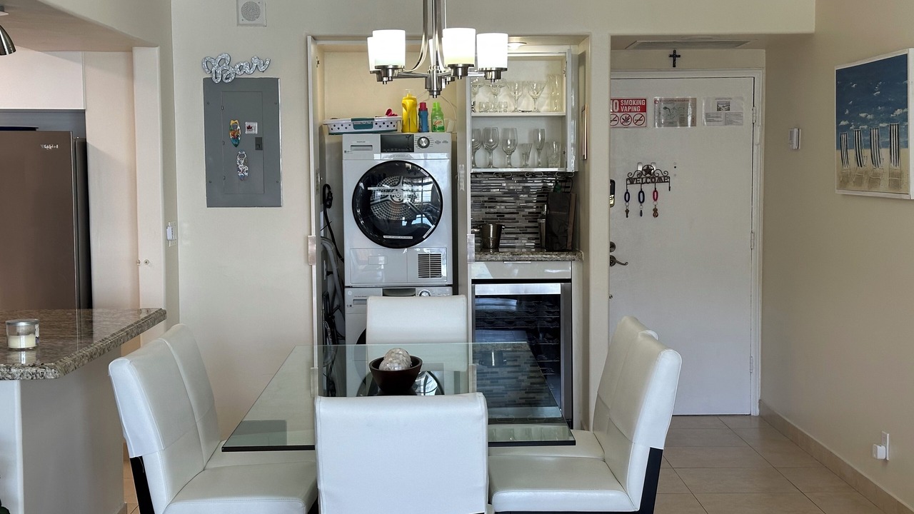 Photo of Bedroom in Hollywood South Central Beach