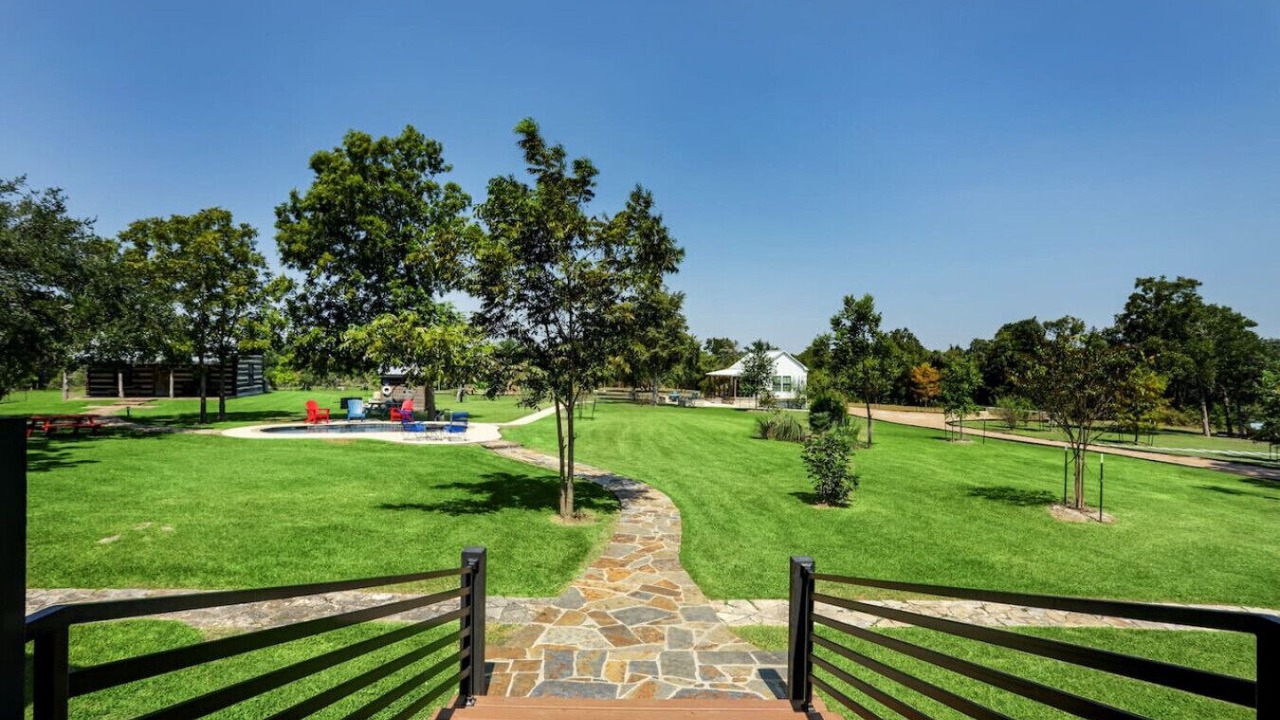 Photo of Outdoor in Round Top