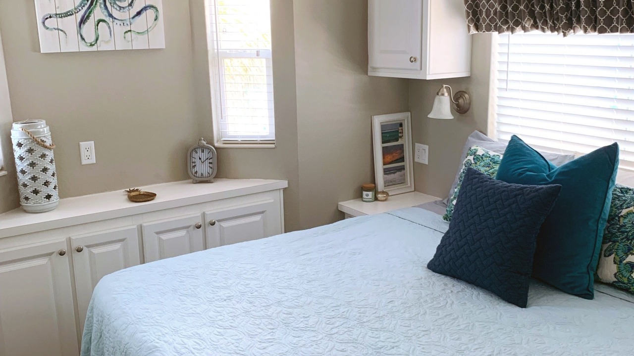Photo of Bedroom in Miramar Beach