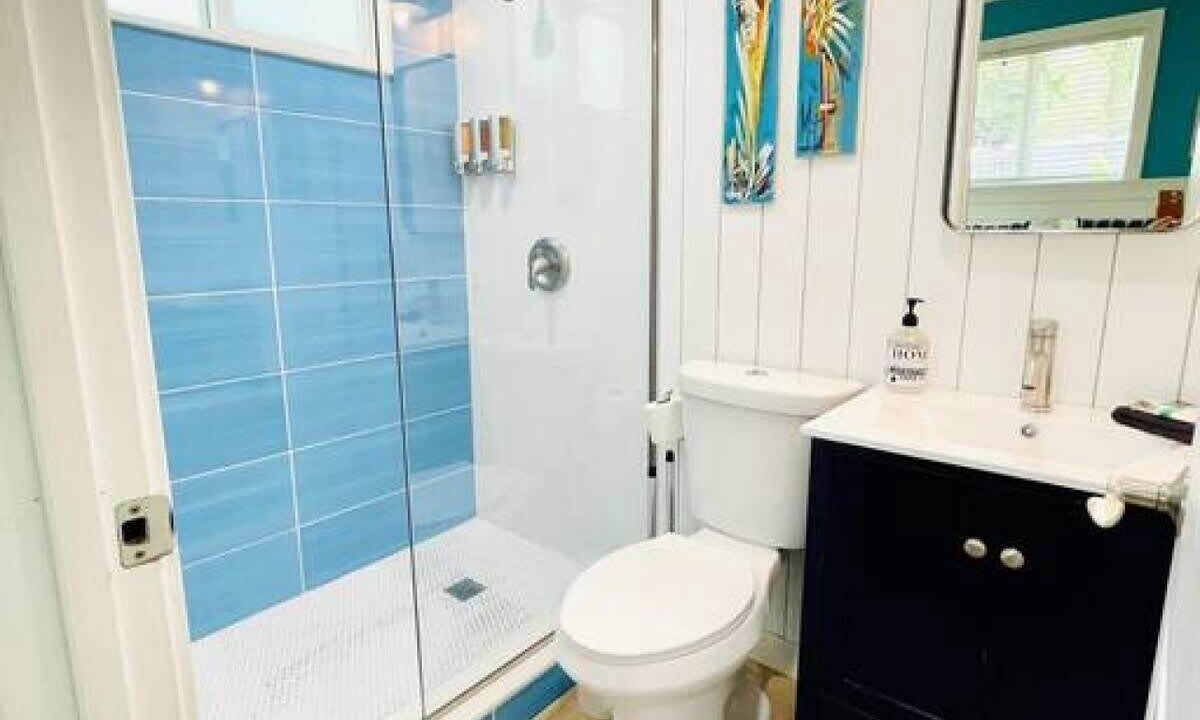Photo of Bathroom in Islamorada