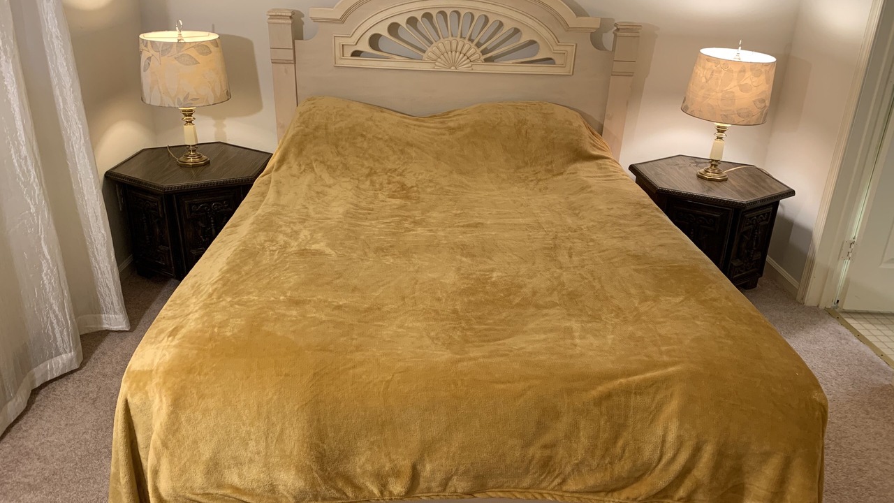 Photo of Bedroom in Woodridge